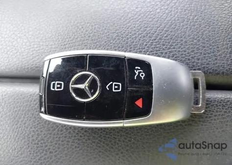 2021 Mercedes-Benz Cls 450 z USA, uszkodzony, nr VIN W1K2J5JB6MA087685